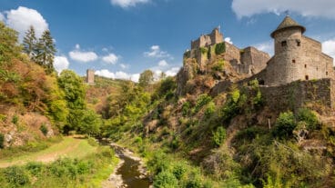 De burchten Niederburg en Oberburg in Manderscheid